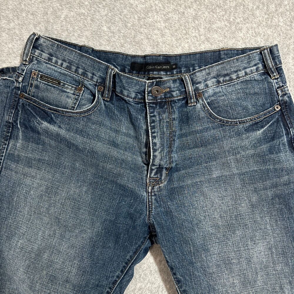 Calvin Klein Jeans Men’s 36 Bootcut Medium Wash Straight Leg Denim Whiskered Y2K